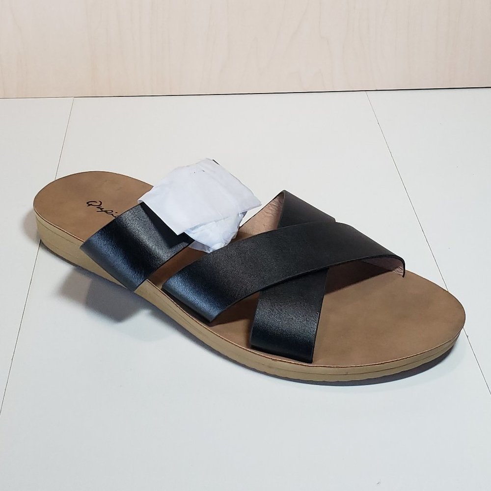 3/$10 Qupid Women Criss Cross Open Toe Slip-On Ring Summer Sandal-Black - Size 7